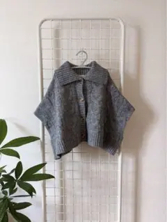 ケーブル編み ショート丈 カーディガン グレーのサムネイル