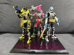 S.H.フィギュアーツ 仮面ライダーエグゼイドマイティアクショXビギニングセット