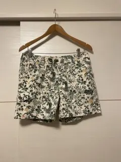 美品　アディダスゴルフ　ショートパンツ　ハーフパンツ　アイボリー　花柄　Lサイズ