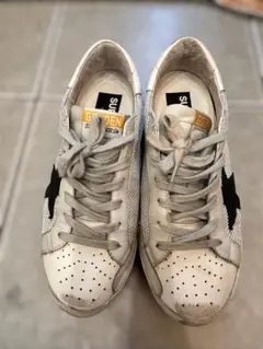 ゴールデングースGolden Goose Super Star 38のサムネイル