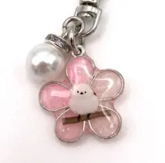 キーホルダー✨シマエナガ✨レジン✨チャーム✨押し花✨可愛い✨花型✨桃系銀AA