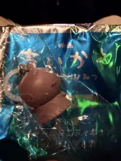 映画 ちいかわ　入場者　特典　めじるしアクセサリー　チャーム　ヒトハ