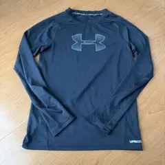 アンダーシャツ　アンダーアーマー