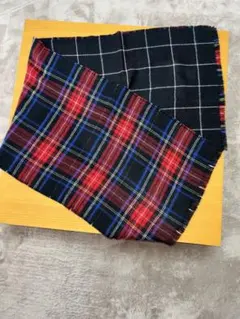 リバーシブルチェック柄マフラー