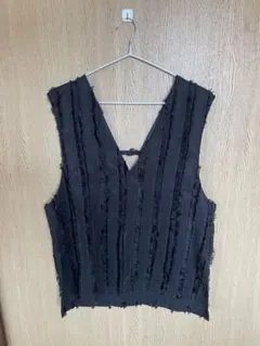 デザインVネックベスト