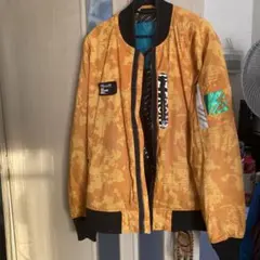 迷彩柄オレンジジップアップジャケット