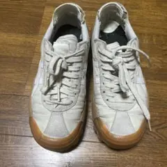 onitsukaTiger オニツカタイガーのサムネイル