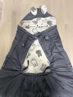 抱っこ紐　ベビーカー　防寒ケープ　ミッフィ