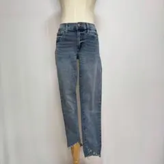 GAPギャップ　スキニーデニムジーンズ（26）裾フリンジ　ストレッチ　カジュアル