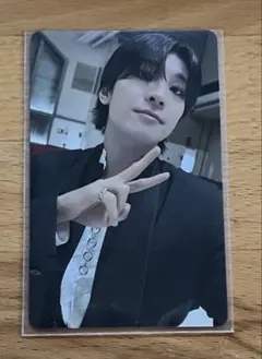 匿名配送 ウォヌ　トレカ 17 IS RIGHT HERE 会場限定 特典