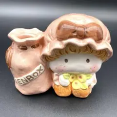 【KOTOBUKI】ペン立て付き貯金箱　女の子　アンティーク　陶器　PEXBOX