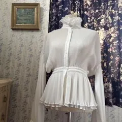 インポート　春物ブラウス　ホワイトプリーツ長袖ブラウス　白レース