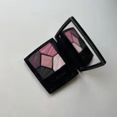 Dior アイシャドウパレット サンククルール667フラート