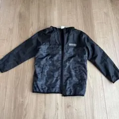 アウトドア　ウインドブレーカー
