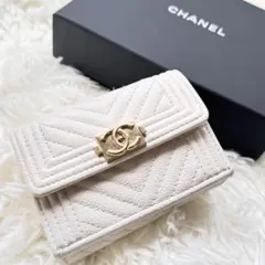 ✨美品✨ ボーイシャネル 三つ折り ミニ財布 キャビアスキン 31番台 近年