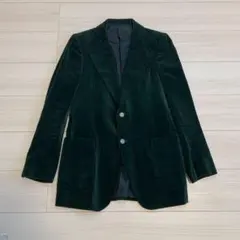 ダークグリーン