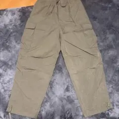 UNIQLO カーゴパンツ Mサイズ オリーブ