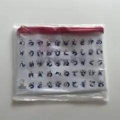 ハローキティ展　クリア　フラットポーチのサムネイル