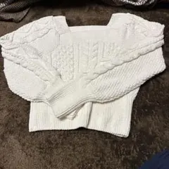 白 ケーブルニット セーター Mサイズ オフホワイト シンプル