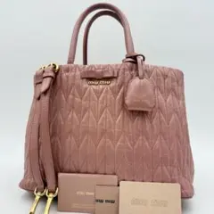 ミュウミュウ　マテラッセ レザー キルティング 2way ショルダーバッグのサムネイル