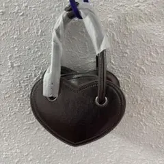 ハート型メタリックシルバーショルダーバッグ