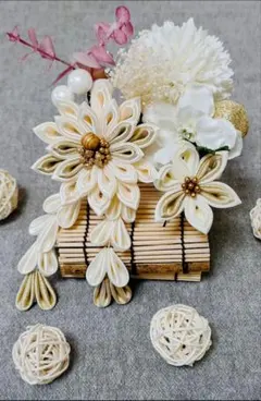 髪飾り　成人式 卒業式 結婚式