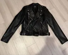 ZARA フェイクレザーライダースジャケット