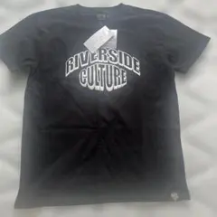 【新品未使用タグ付き】キッズ　Tシャツ　黒　160cm