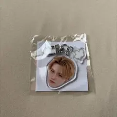 treasure ドヨン　喜怒哀楽　アクリルキーホルダー　怒　pulse on