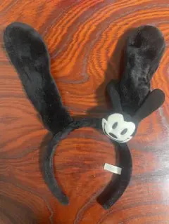 オズワルド　耳付きカチューシャ 黒