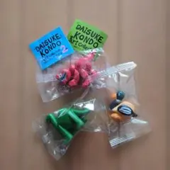 DAISUKE KONDO アートコレクション 1 、2　マスコットフィギュア