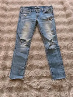 AZUL BY MOUSSY ライトブルーダメージデニム