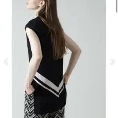 ADORE バイカラーラインポンチカットソー　黒 38 ノースリーブベスト