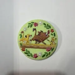 ディズニー　ライオン・キング 刺繍缶バッジ
