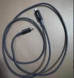 USB-C to Lightningケーブル 1.2m ブラック