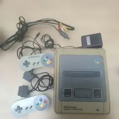 スーパーファミコン本体　コントローラー2個
