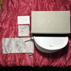 2025年最新】dior メガネケースの人気アイテム - メルカリ