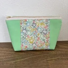 リバティプリント使用ハンドメイドポーチ