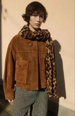 ZARA 100% レザーボンバージャケットのサムネイル