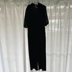 ブラック Vネック ジャンプスーツ