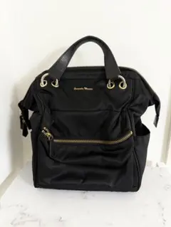 サマンサタバサ　黒　リュック　シンプルナイロン