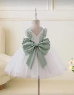 Item thumbnail for item 5d8ad2c9-e0e3-4fd4-8120-4ba6cf13c895