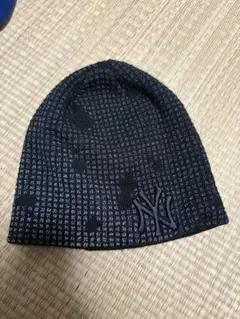 ニューエラ　ヤンキース リフレクションニット帽 黒