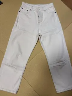 LEPSIM ホワイトデニムパンツ Mサイズのサムネイル