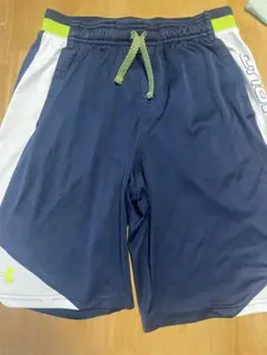 Under Armour YXL ネイビー ハーフパンツ