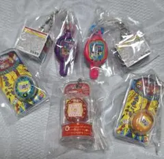 新品、未使用　たまごっち おかしなたまごボーロっち パッケージチャーム5コセット