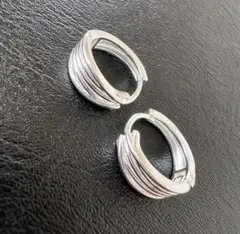 シルバー ストライプフープピアス，純銀アクセサリー