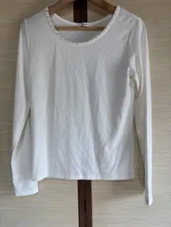 a.v.v standard ホワイト長袖Tシャツ トップスのサムネイル