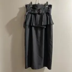 グレー フリル ベルト付き タイトスカート