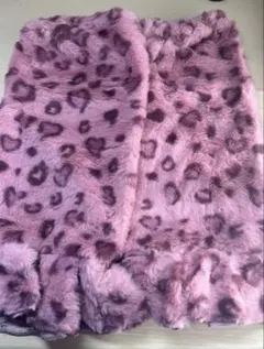 ヒョウ柄ファー レッグウォーマー ピンク